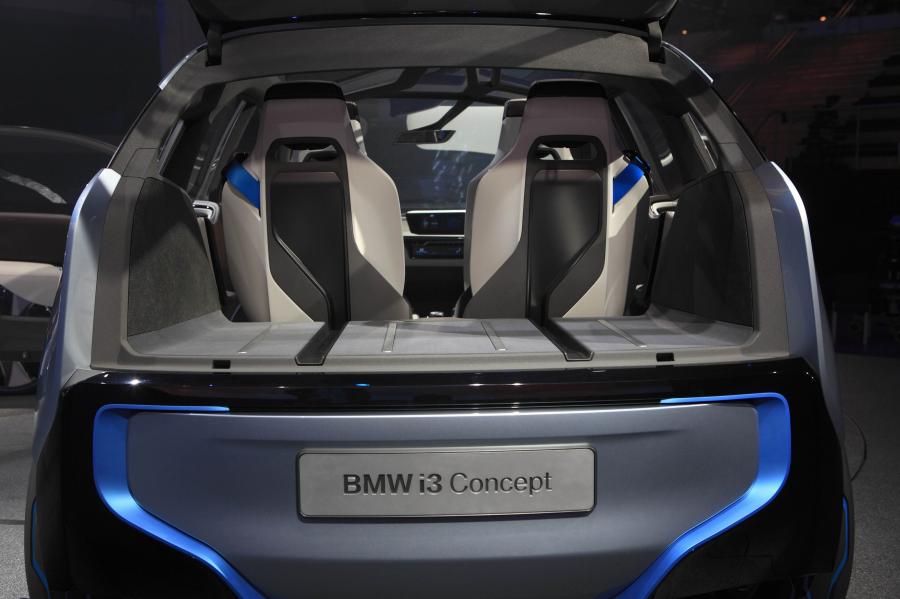  BMW i3 Concept 2011 года  (фото 9 из 120)